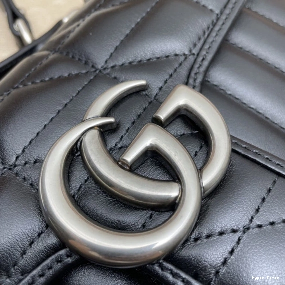 Hyper Peter GUCCI GG Marmont 22CM 0713